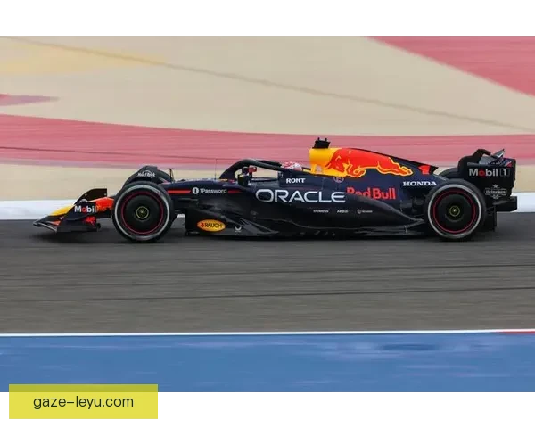 F1赛事最新动态：梅赛德斯车队迎来新挑战 红牛和法拉利竞争激烈